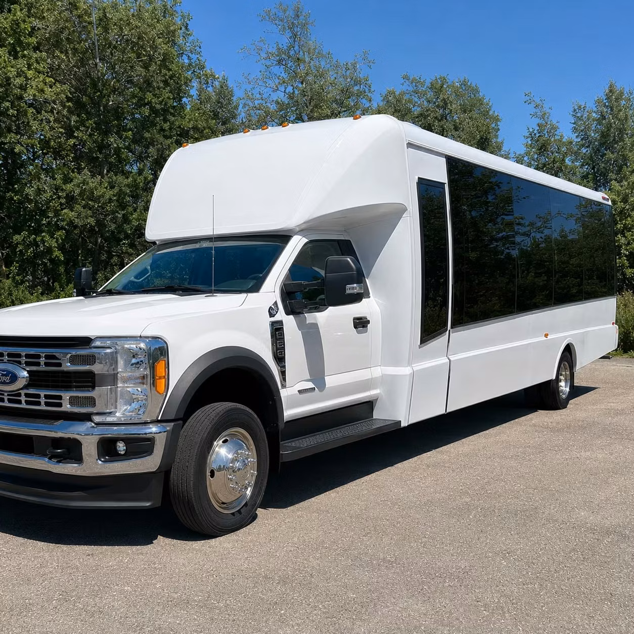 18 passenger minibus