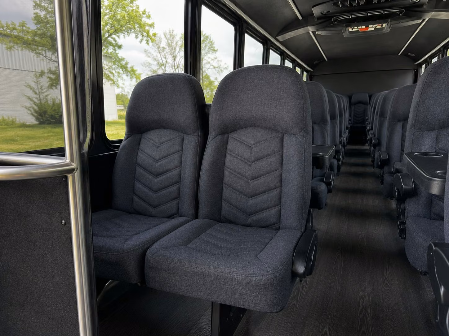kansas city 18 passenger minibus rental